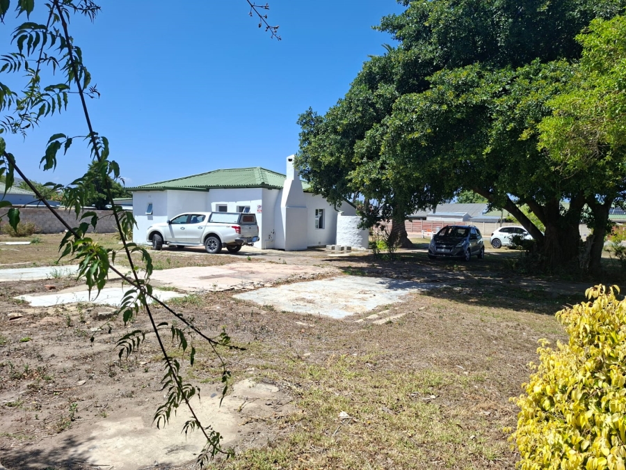 4 Bedroom Property for Sale in Riverside Western Cape